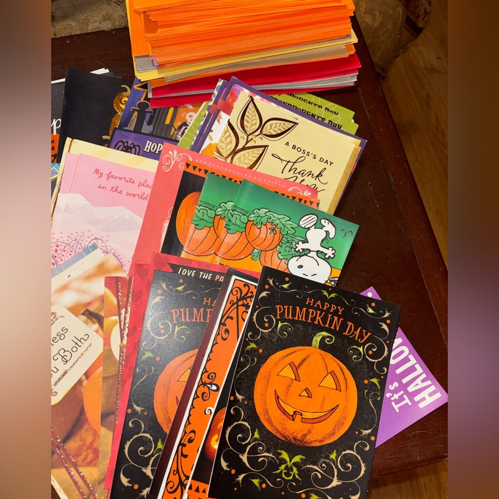 Hallmark Card Bundle - Picture 6 of 10